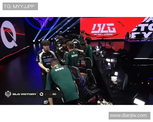 BLG战队精彩反击解析引发英雄联盟赛场热议